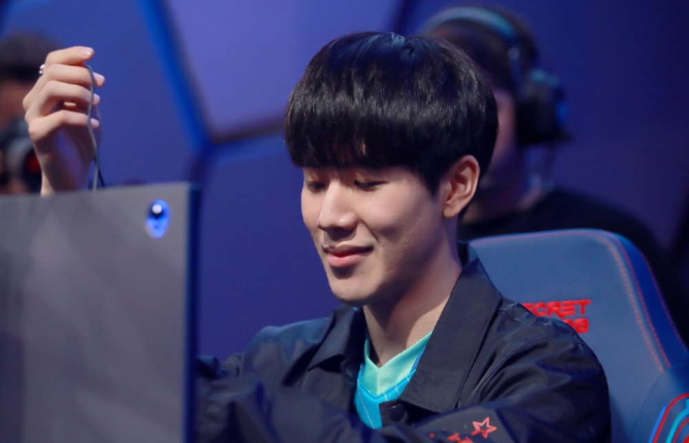 且拥有令人 且拥有令人